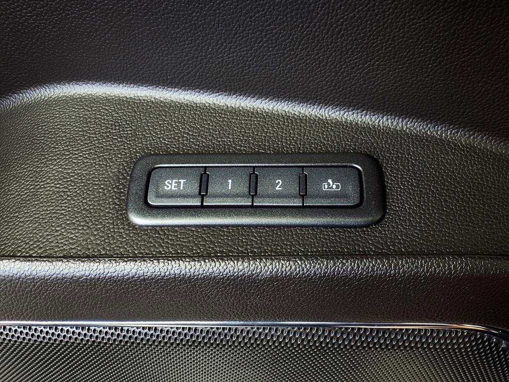 2017 Gmc Yukon Denali photo 10