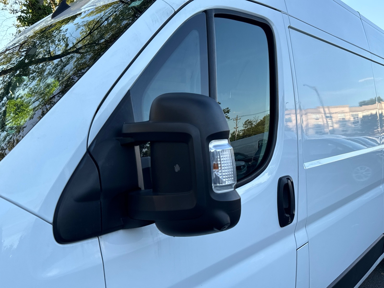 2023 Ram 3500 photo 36