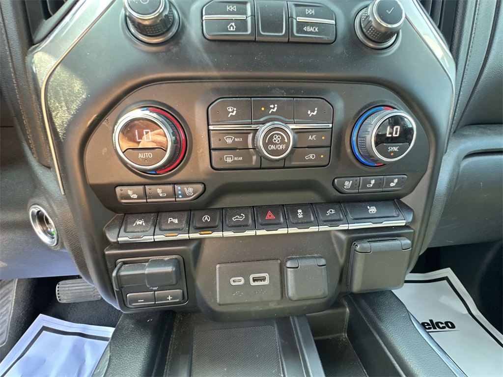 2021 Chevrolet Silverado 1500 LTZ photo 17