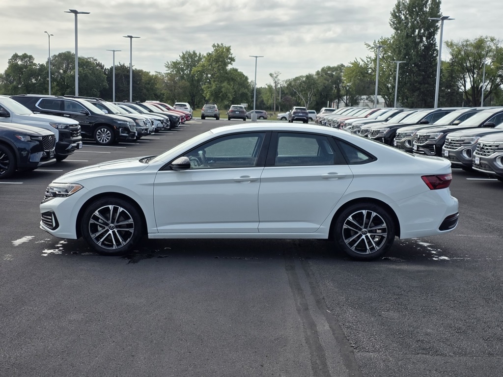 Used 2022 Volkswagen Jetta Sport with VIN 3VWBM7BU5NM022745 for sale in St. Cloud, Minnesota