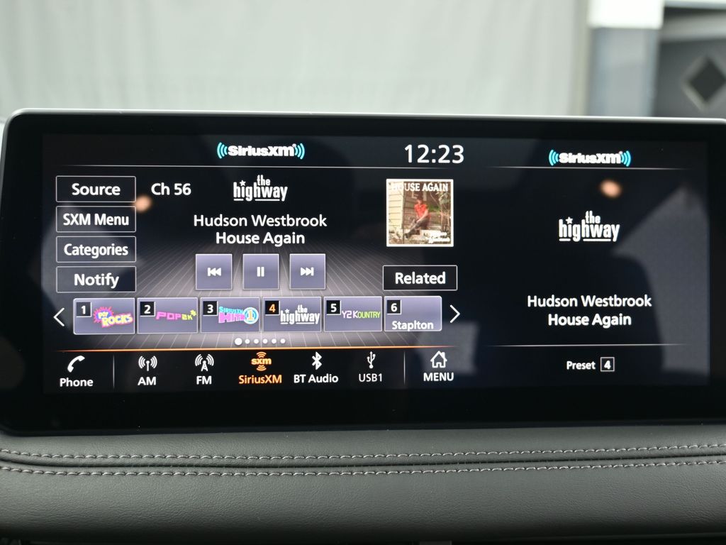 2025 Infiniti QX60 Luxe photo 15