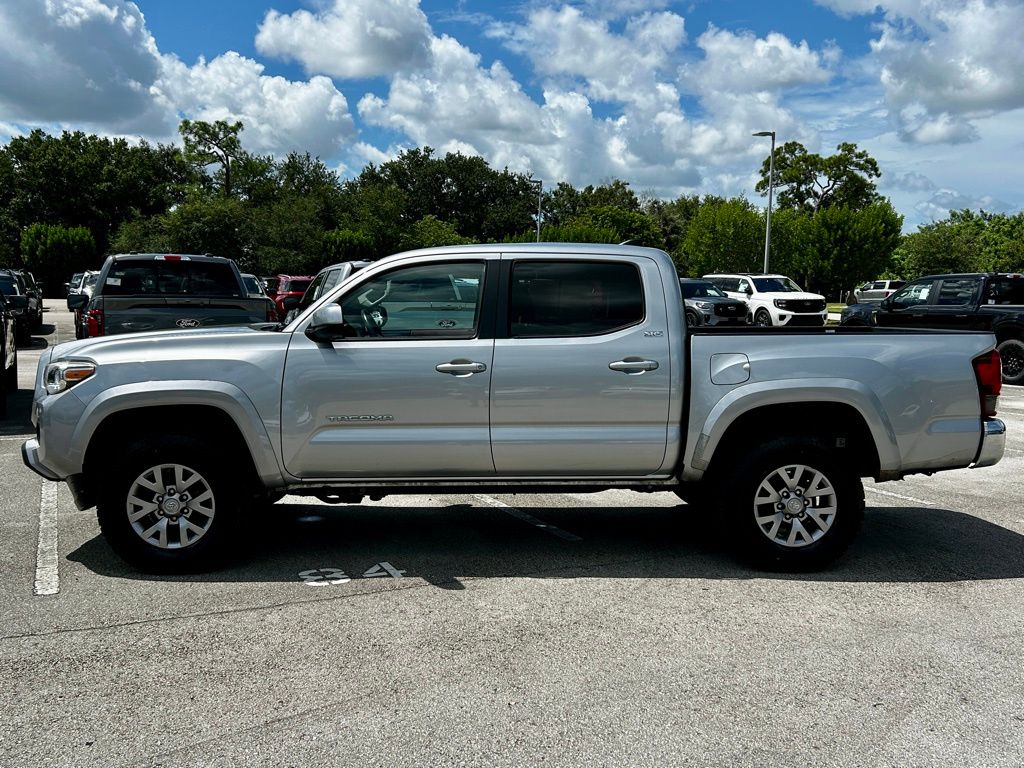 2018 Toyota Tacoma SR5 photo 3