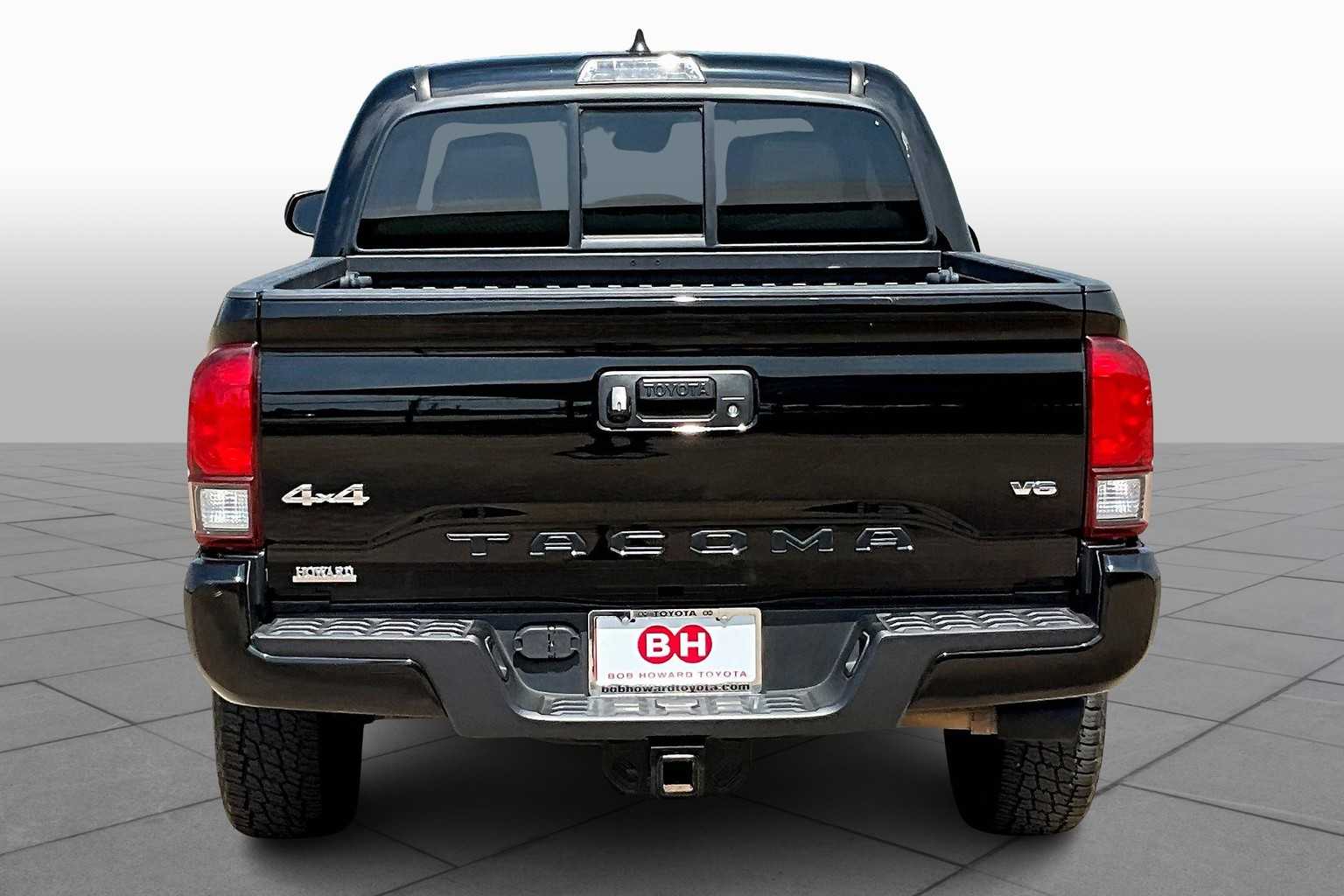 2023 Toyota Tacoma SR photo 4