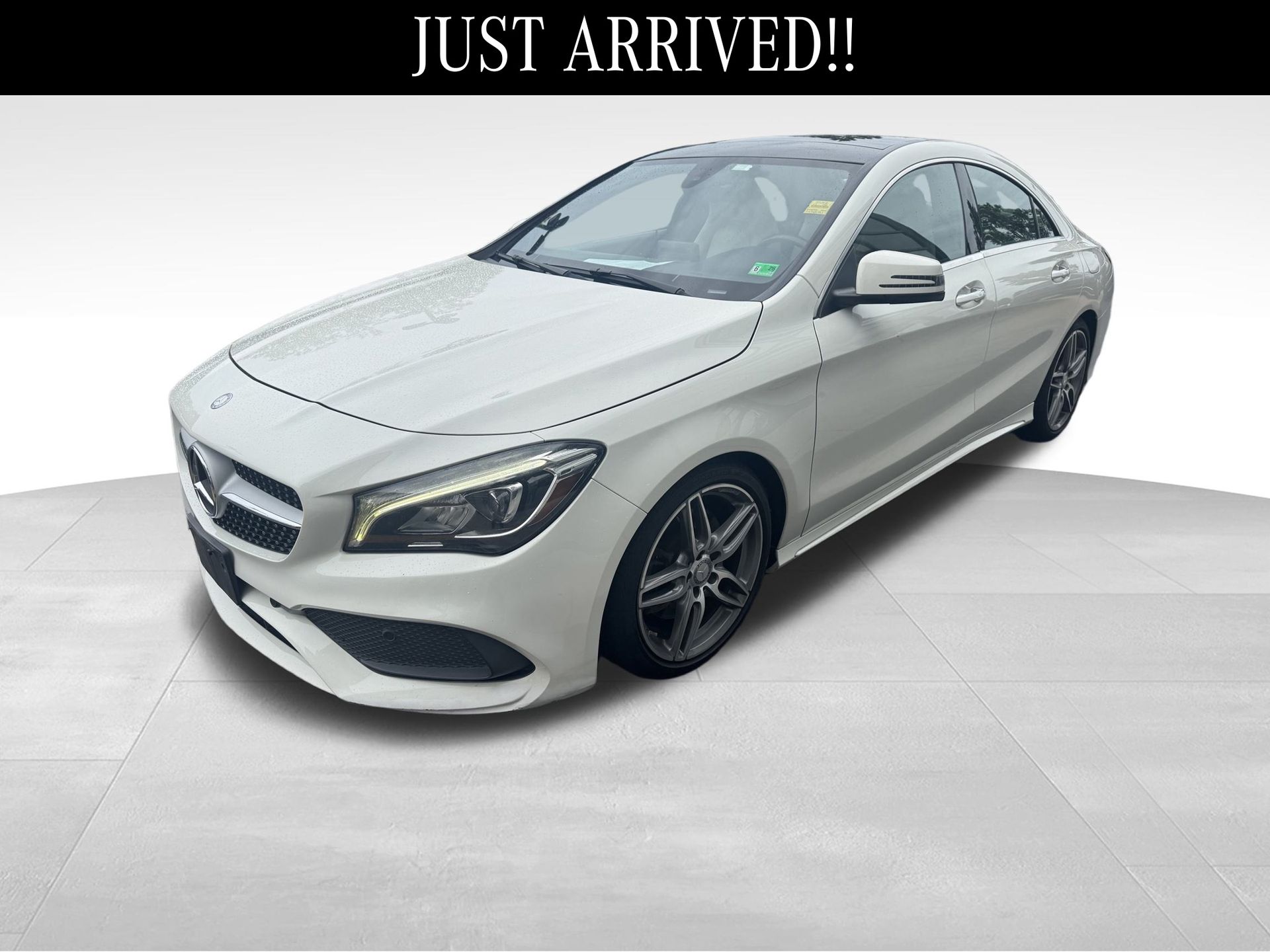 2017 Mercedes Benz CLA 250 photo 3