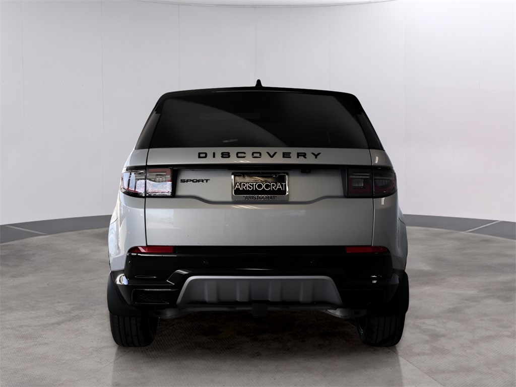 2025 Land Rover Discovery Sport SE photo 6