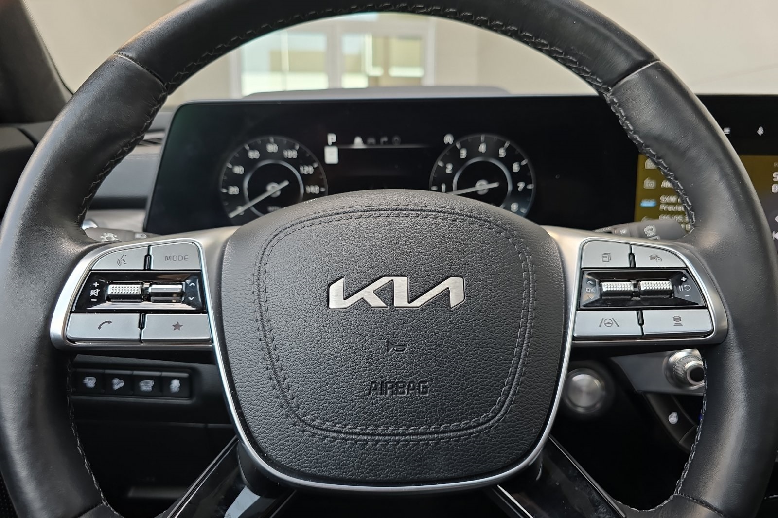 2024 Kia Telluride X-Line photo 11