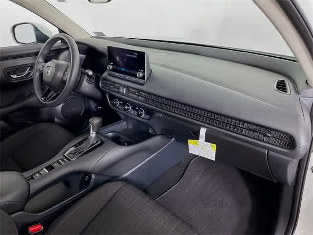 2025 Honda HR-V LX photo 27