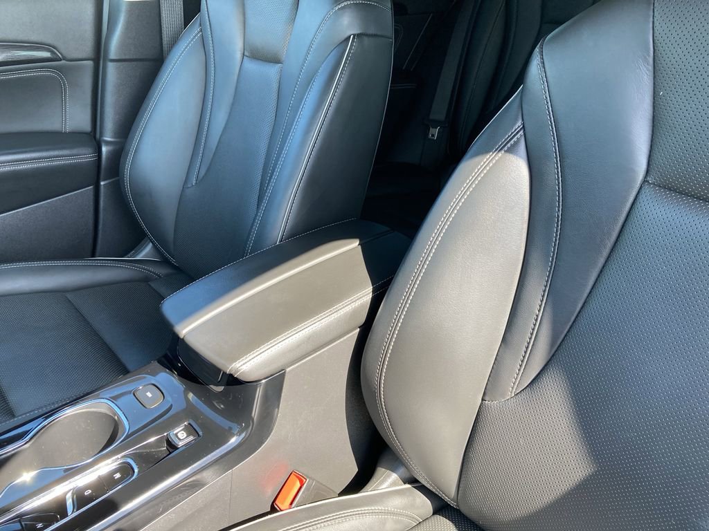 2023 Buick Envision Essence photo 27