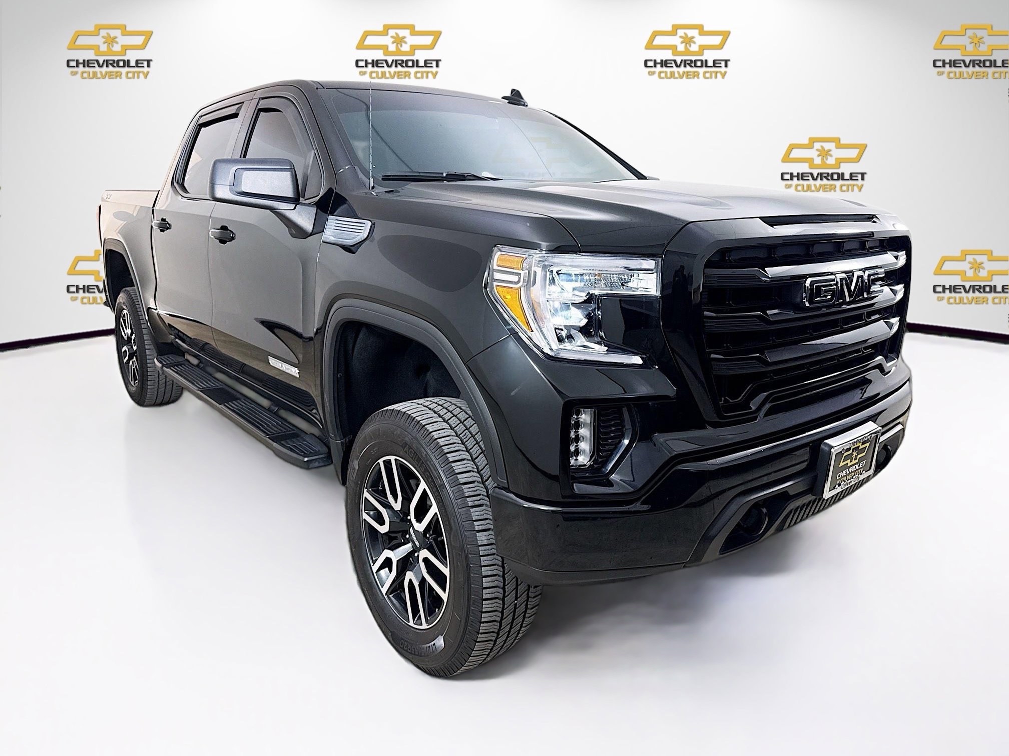 2021 GMC Sierra 1500 Elevation's photo