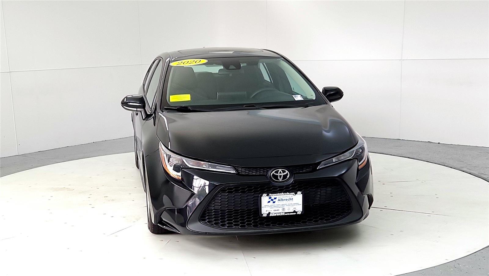 Used 2020 Toyota Corolla LE with VIN 5YFHPRAE2LP069151 for sale in Woburn, MA