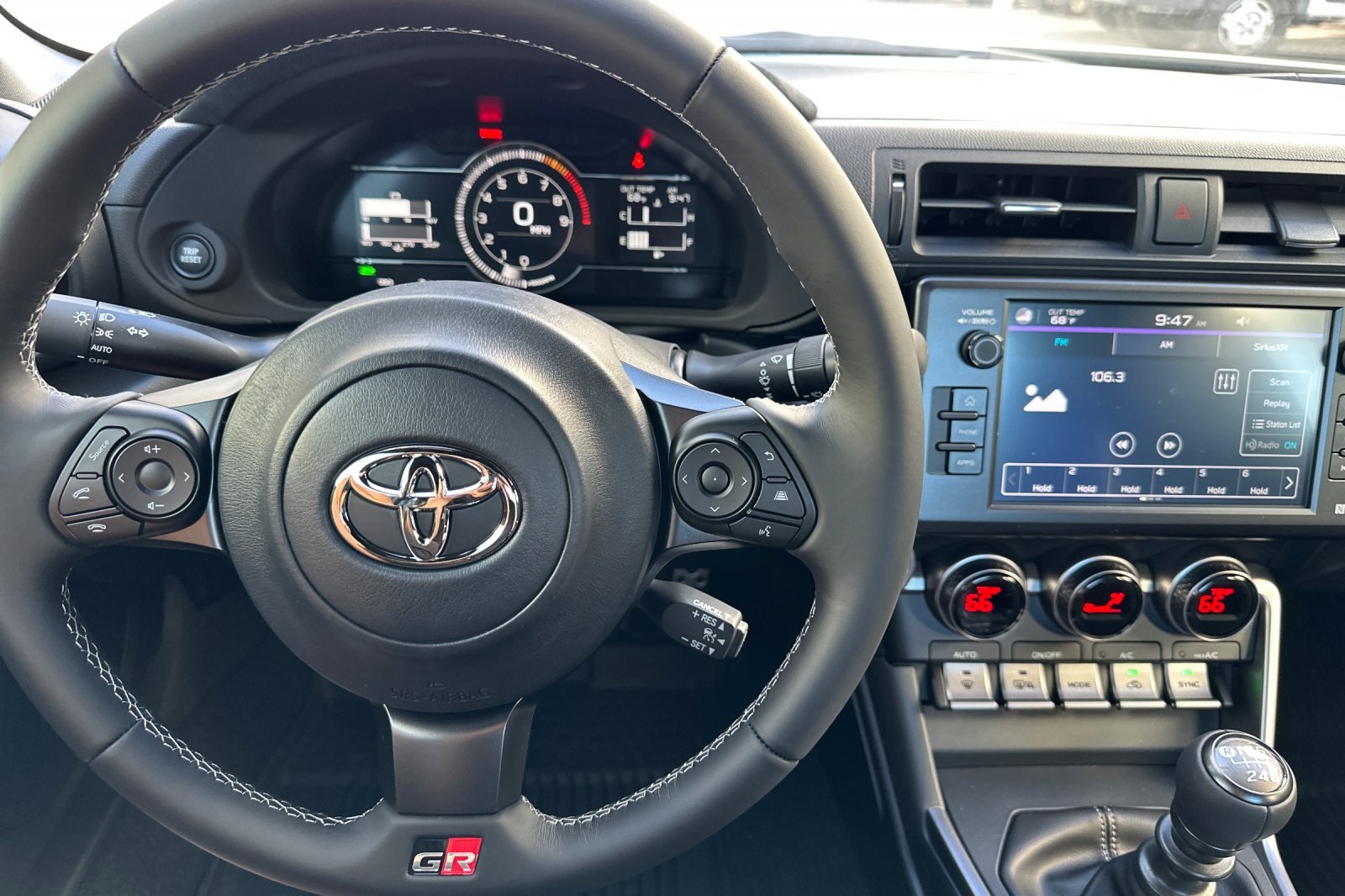 2025 Toyota GR86 Premium photo 14