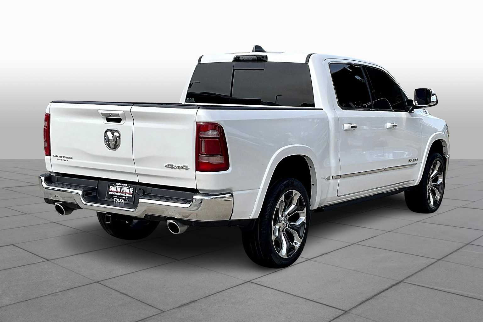 2022 Ram 1500 Limited photo 12