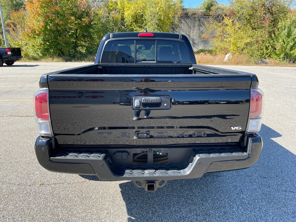2021 Toyota Tacoma TRD Sport photo 3