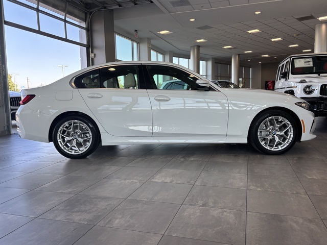2025 Bmw 330i photo 2
