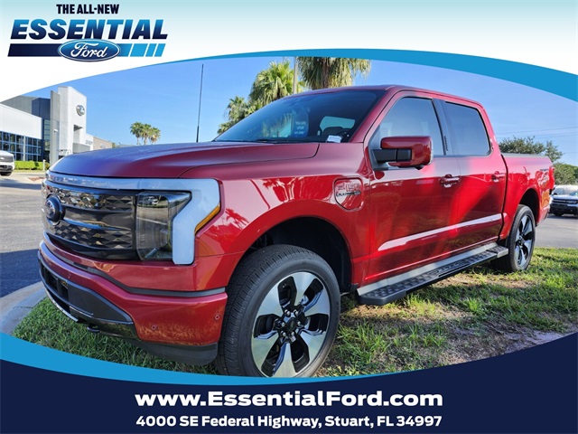 2022 Ford F-150 Lightning Platinum's photo