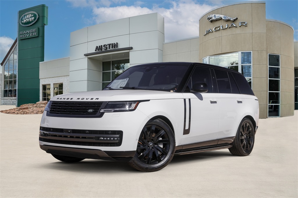2023 Land Rover Range Rover SE's photo