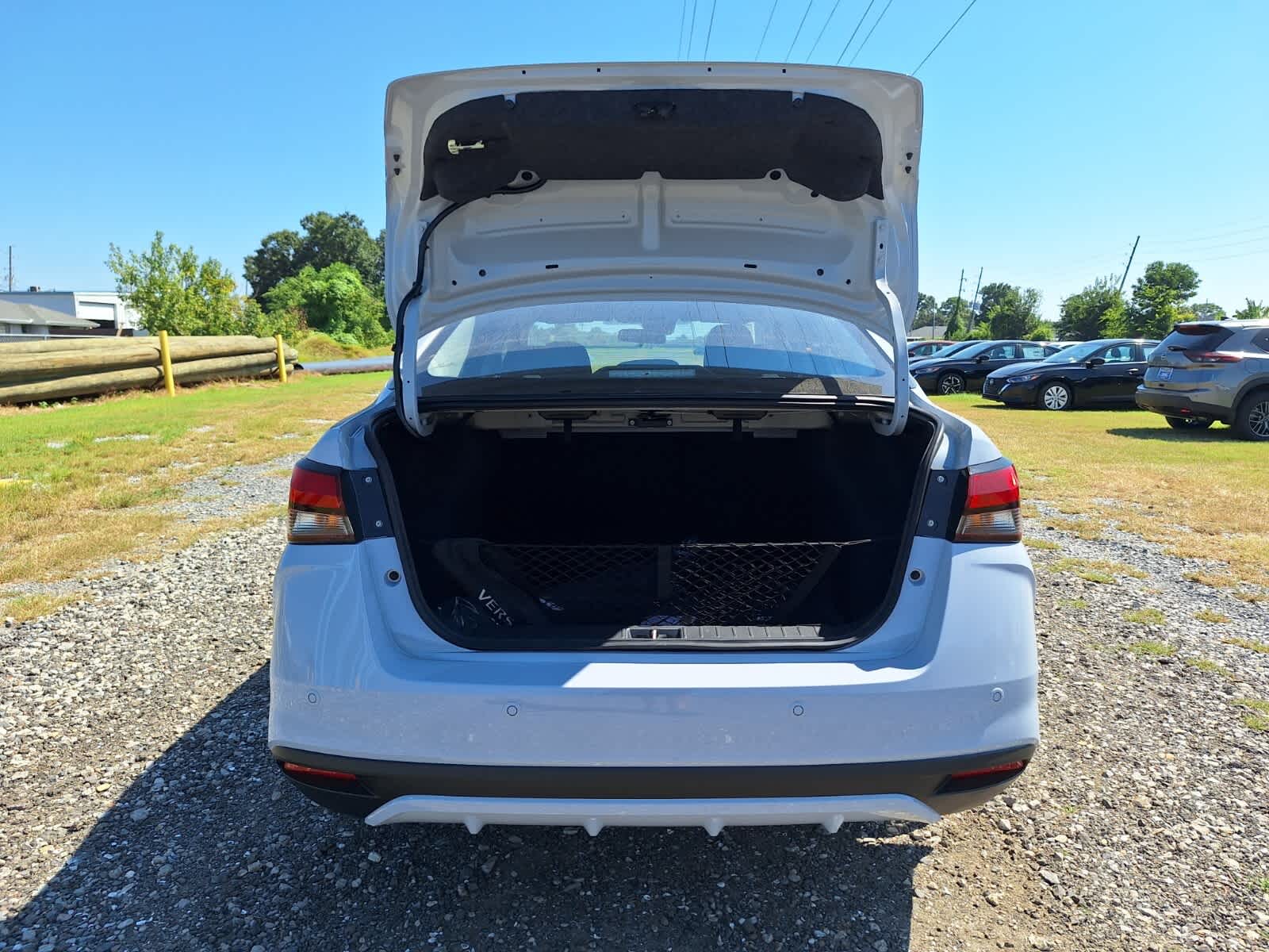 2025 Nissan Versa SV photo 24