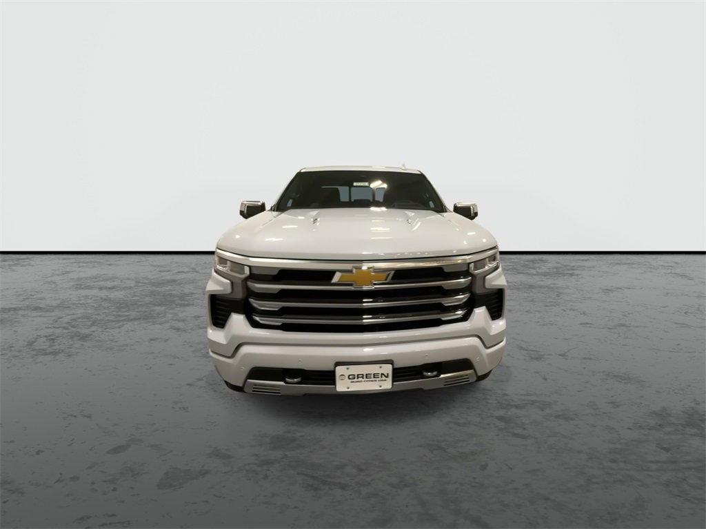 2026 Chevrolet Silverado 1500 High Country photo 3