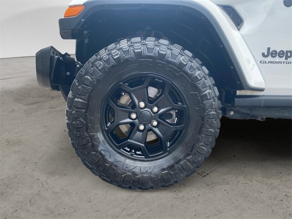 2021 Jeep Gladiator Willys photo 14