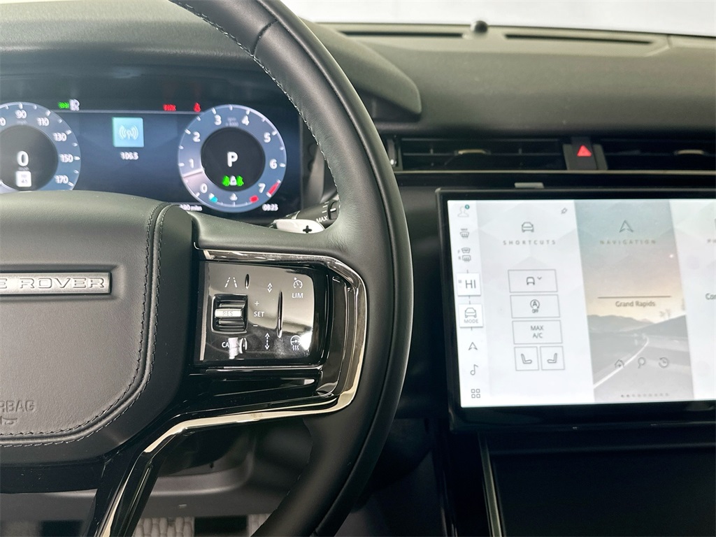 2026 Land Rover Range Rover Velar S photo 14