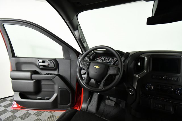 2026 Chevrolet Silverado 1500 Custom photo 13
