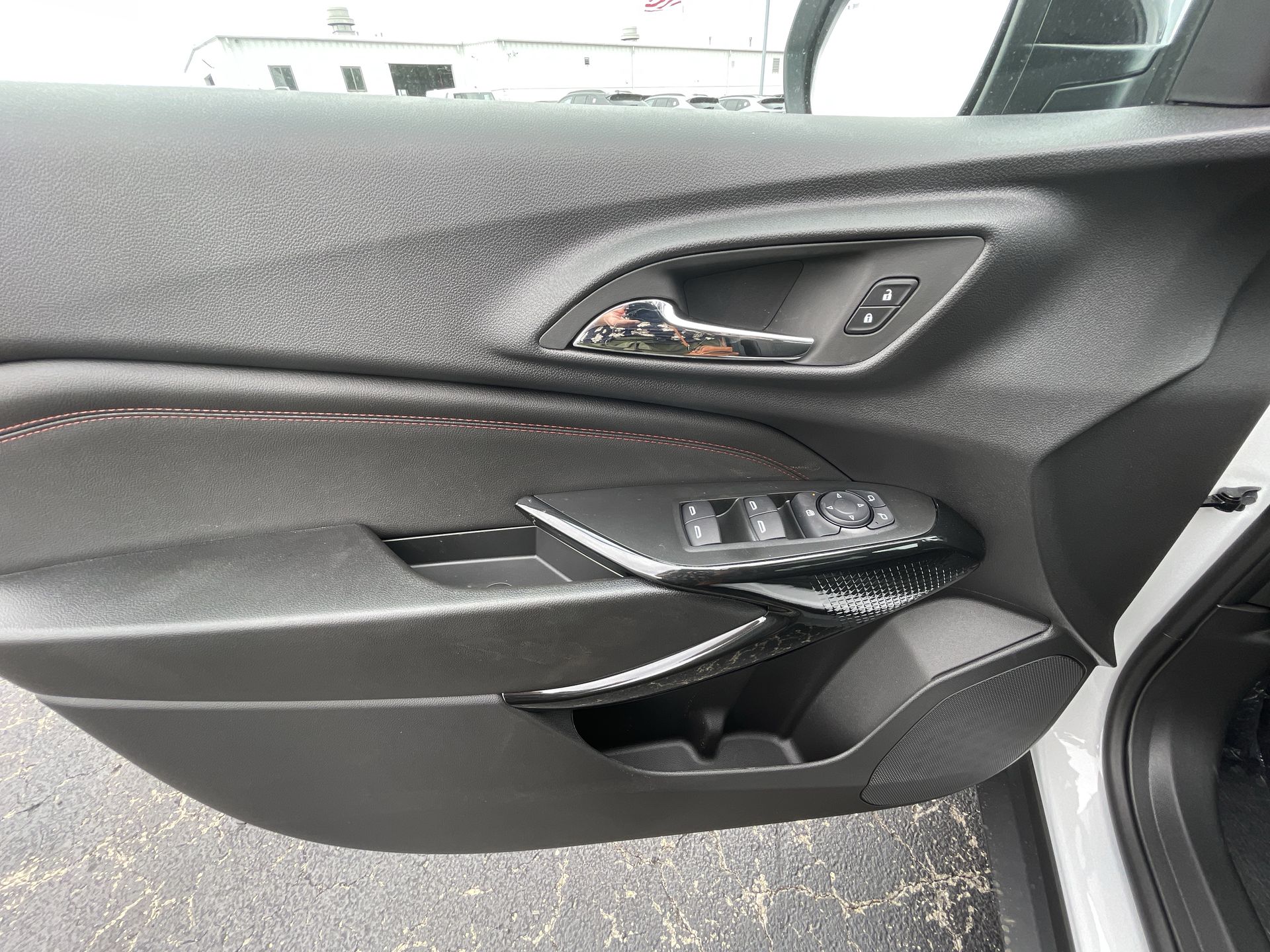 2025 Chevrolet Trax photo 54