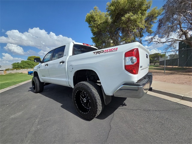 2015 Toyota Tundra SR5 Grade photo 6