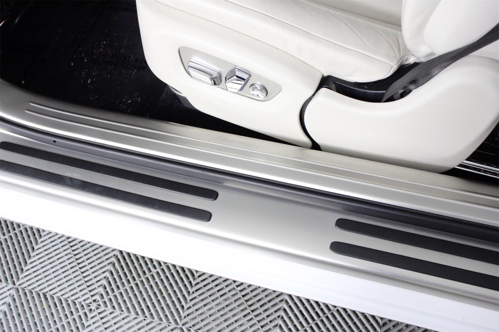2019 Rolls Royce Wraith RR5 photo 14