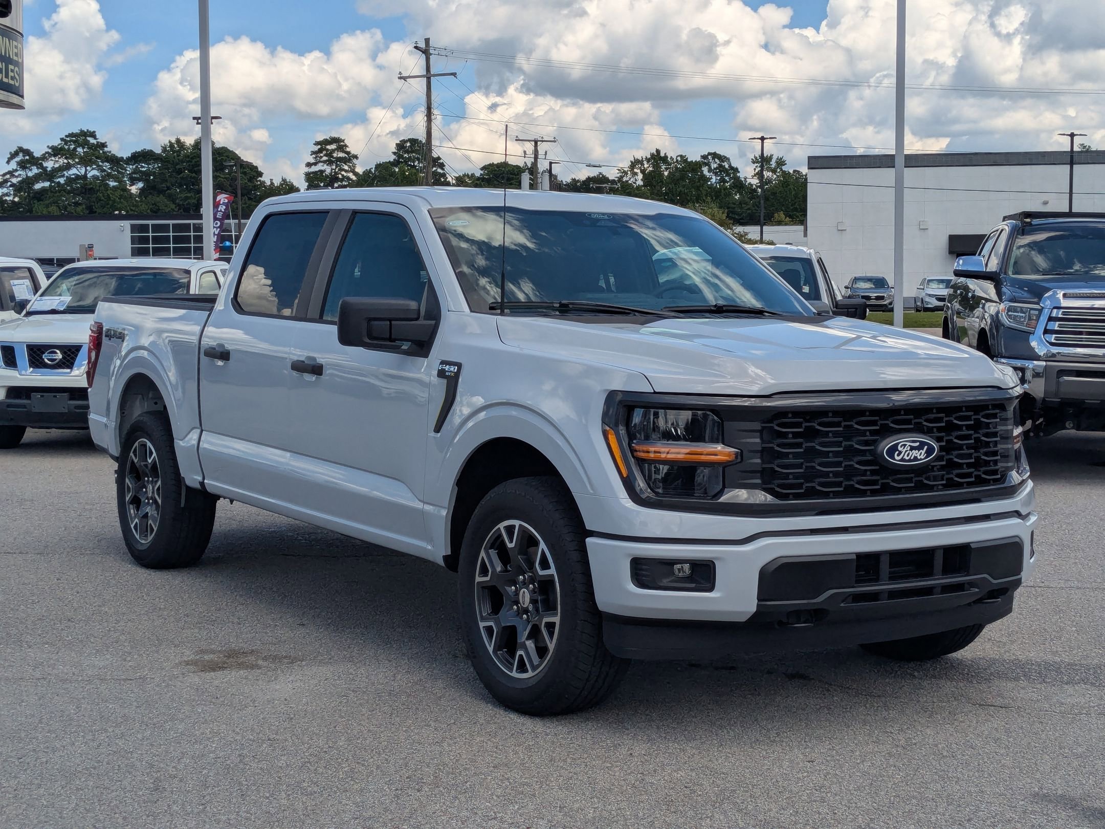 2025 Ford F-150 STX photo 2