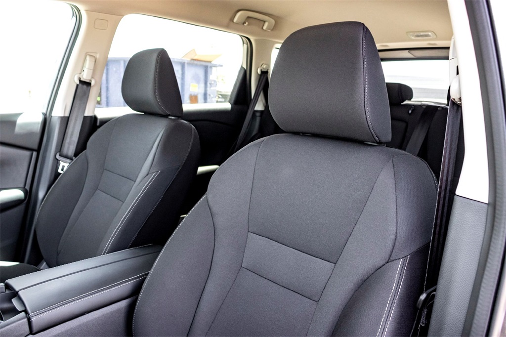 2025 Nissan Rogue S photo 8