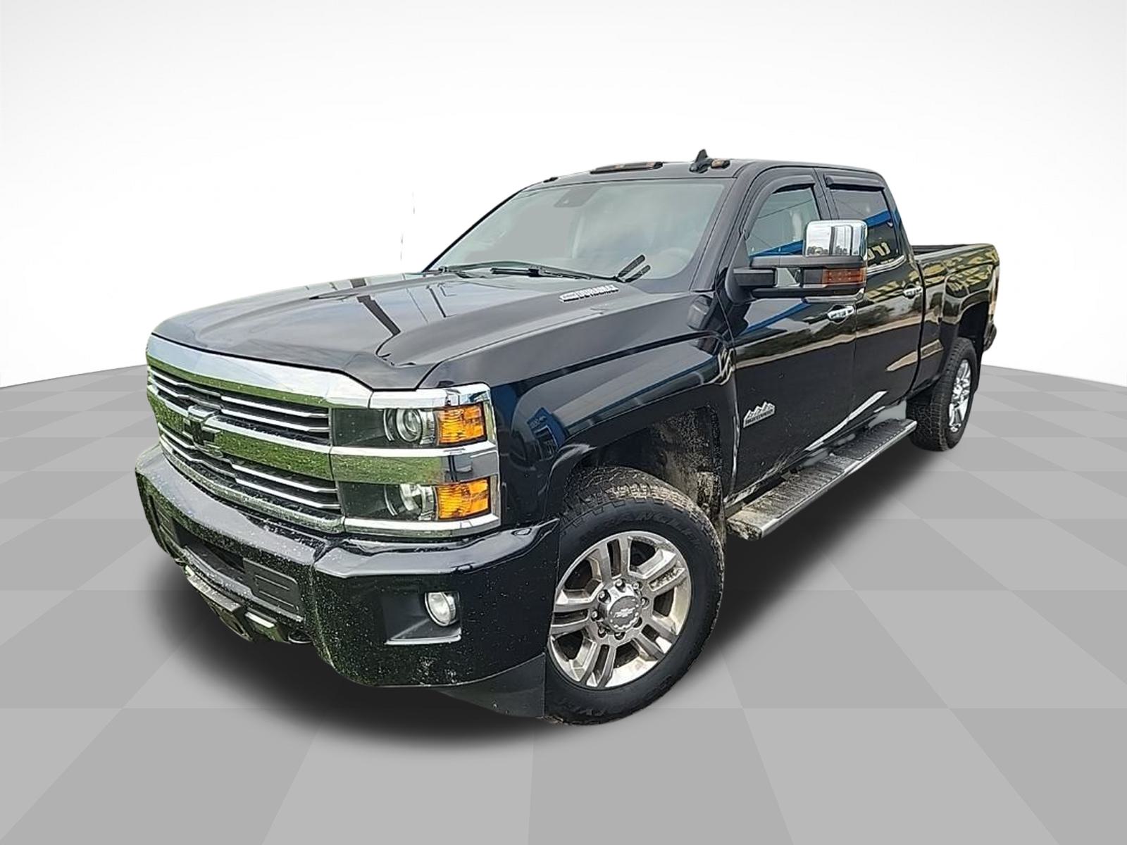 2016 Chevrolet Silverado 2500HD High Country photo 3