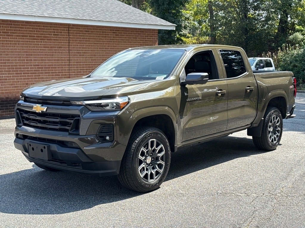 2023 Chevrolet Colorado LT photo 31
