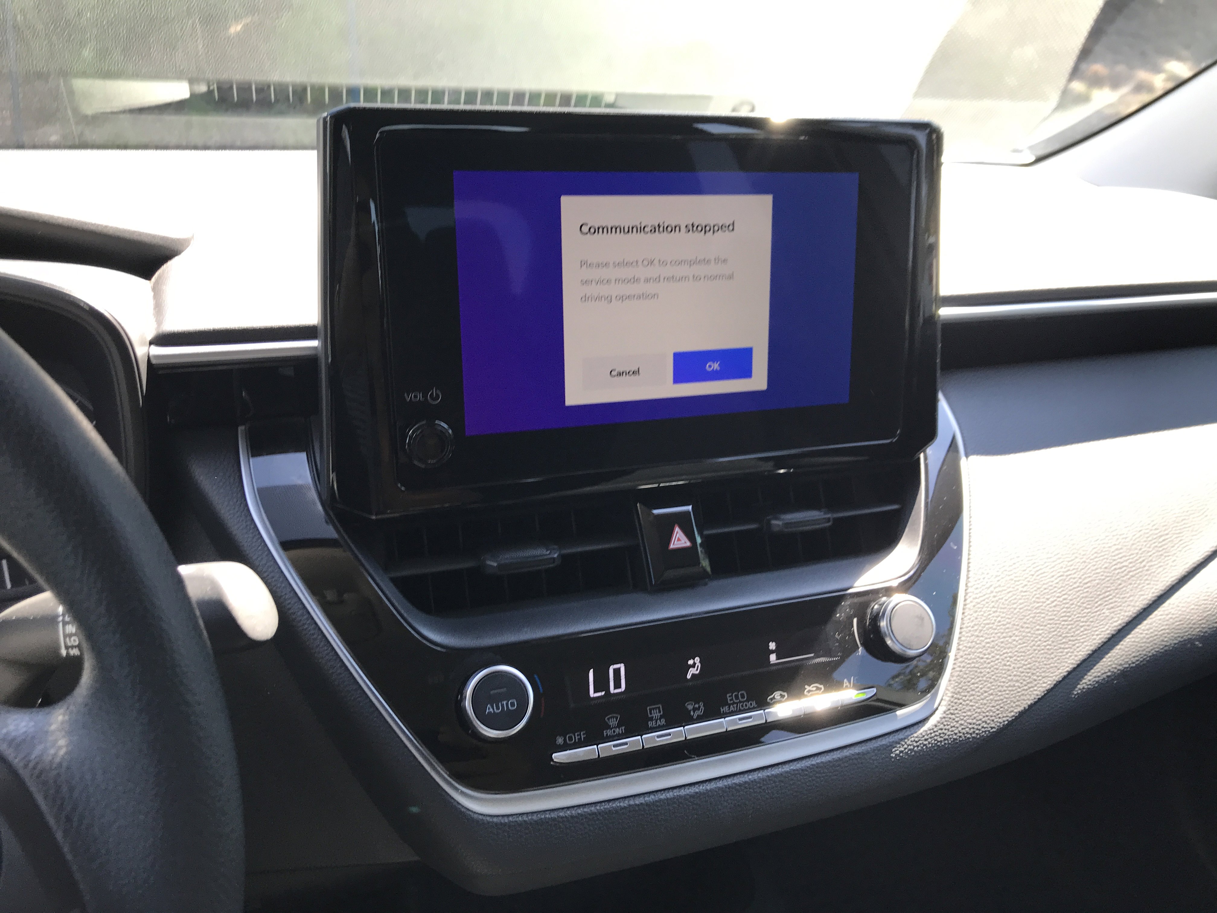 2023 Toyota Corolla LE photo 4