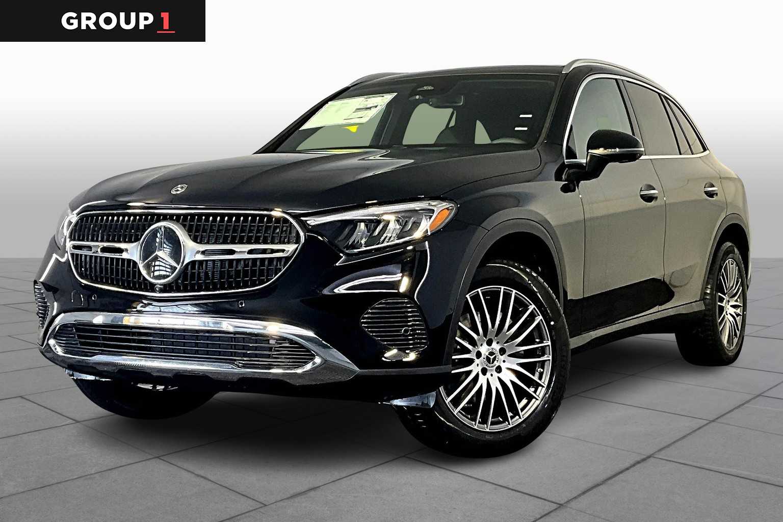 2025 Mercedes-Benz GLC Base's photo