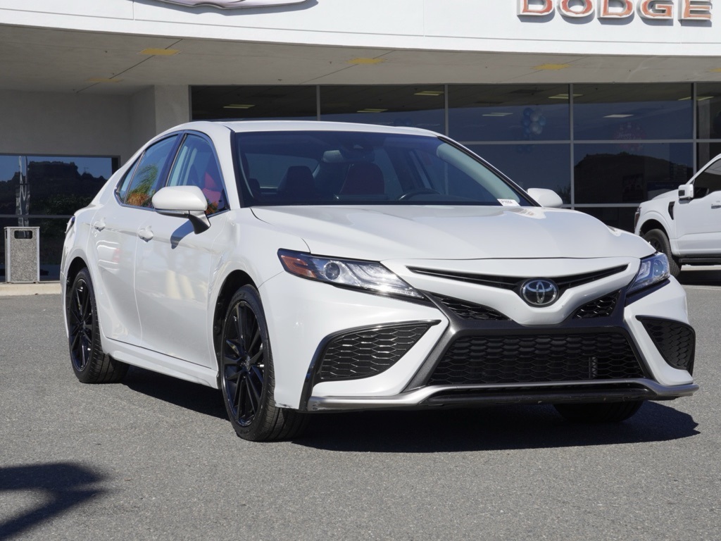 2024 Toyota Camry XSE's photo