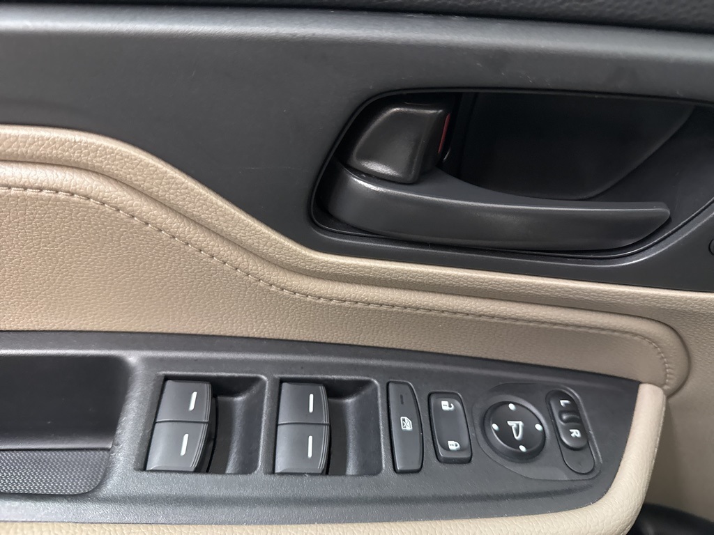 2019 Honda Odyssey EX-L photo 15
