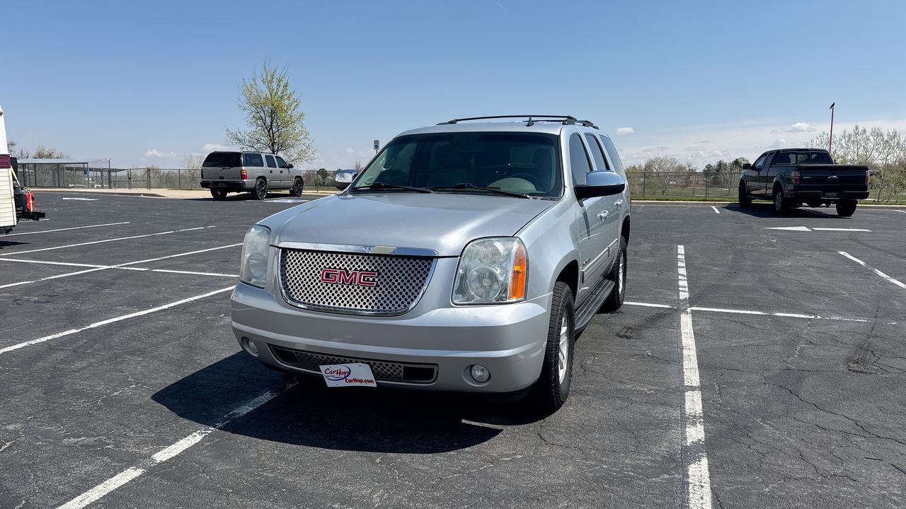 2012 GMC Yukon SLT's photo