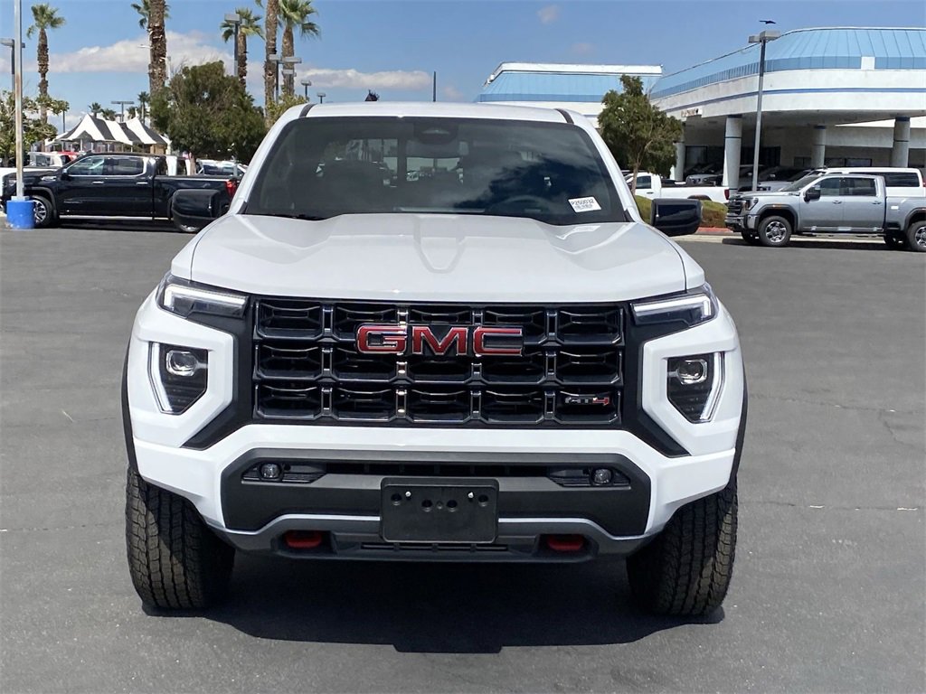 2025 Gmc Canyon AT4 photo 2