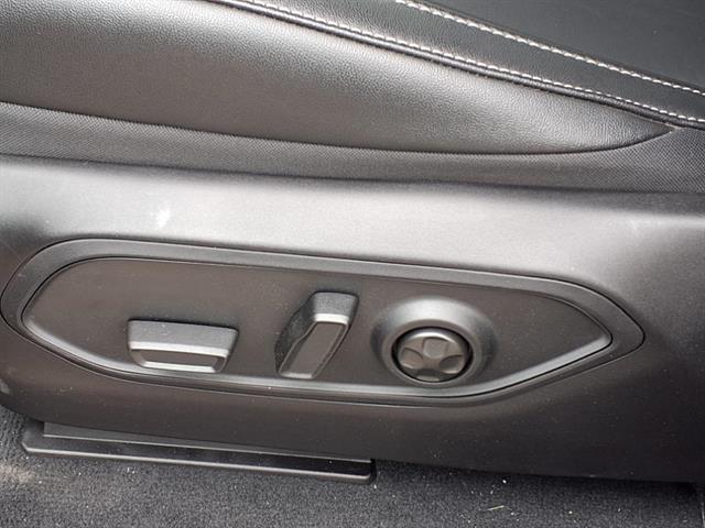2024 Jeep Grand Cherokee Limited photo 4