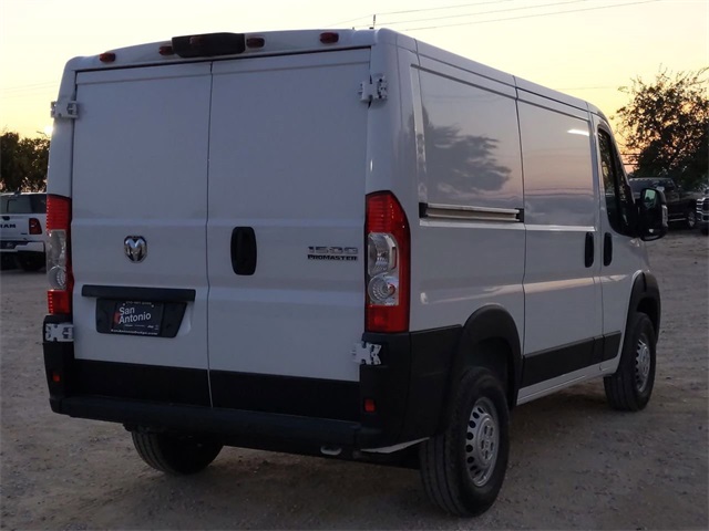 2026 Ram ProMaster 1500 Cargo Van photo 4