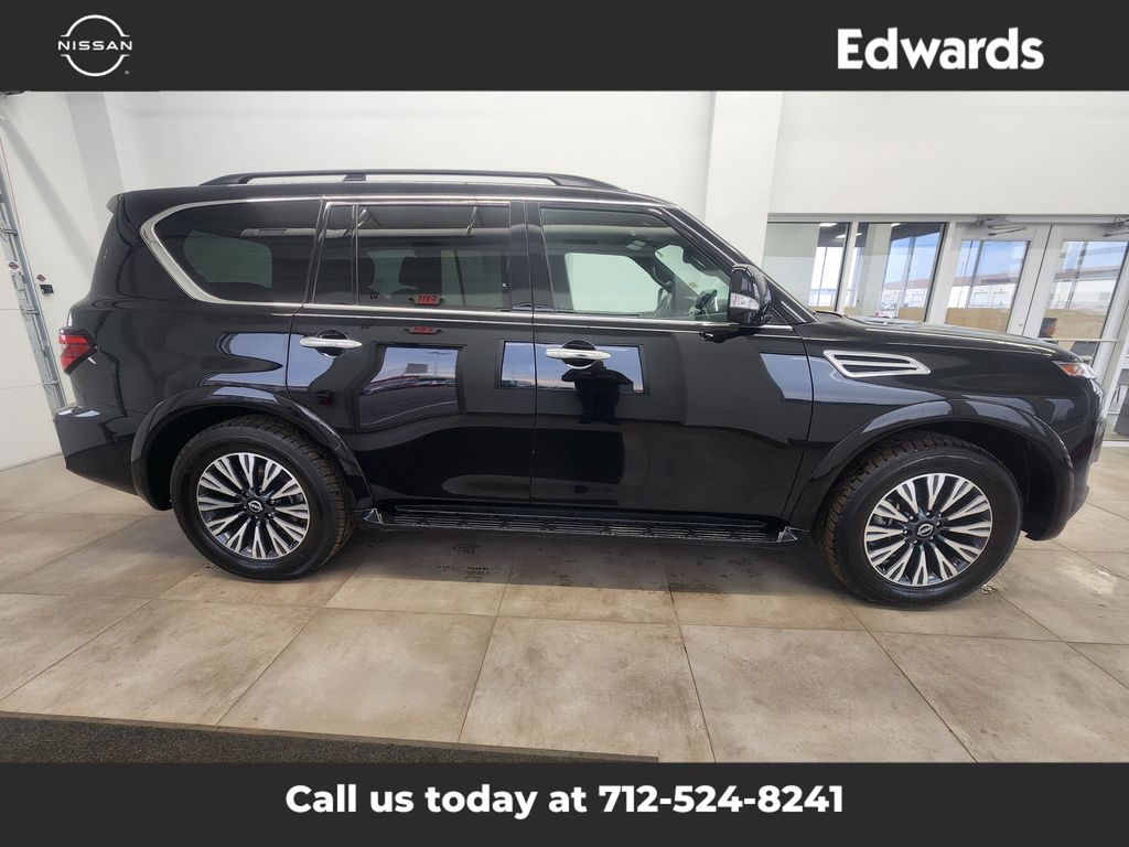 2023 Nissan Armada SL's photo