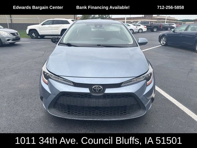 2020 Toyota Corolla LE photo 2
