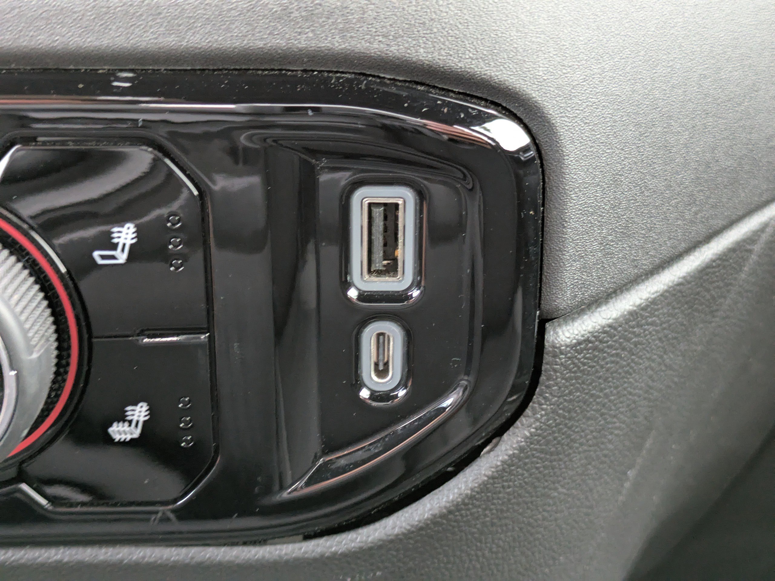 2022 Chevrolet Silverado 1500 LT photo 23