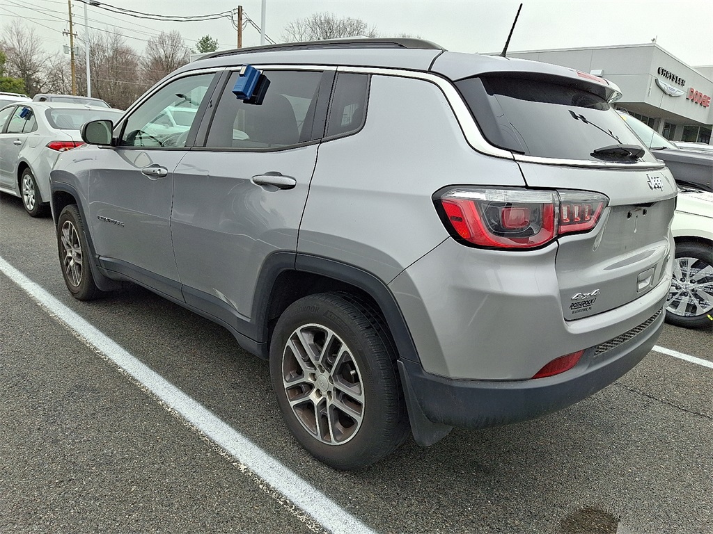 2018 Jeep Compass Latitude photo 3