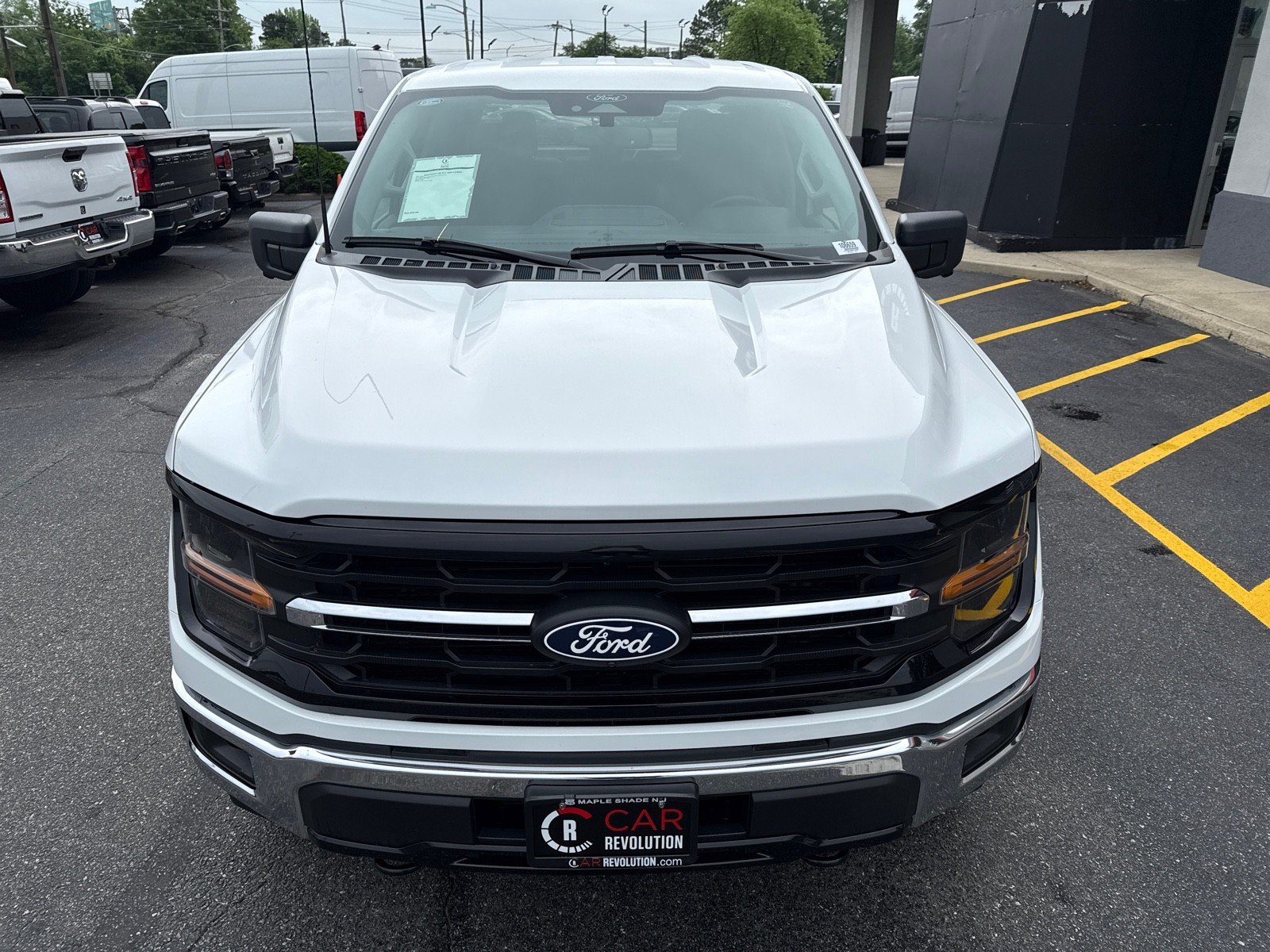 2024 Ford F-150 XLT photo 2