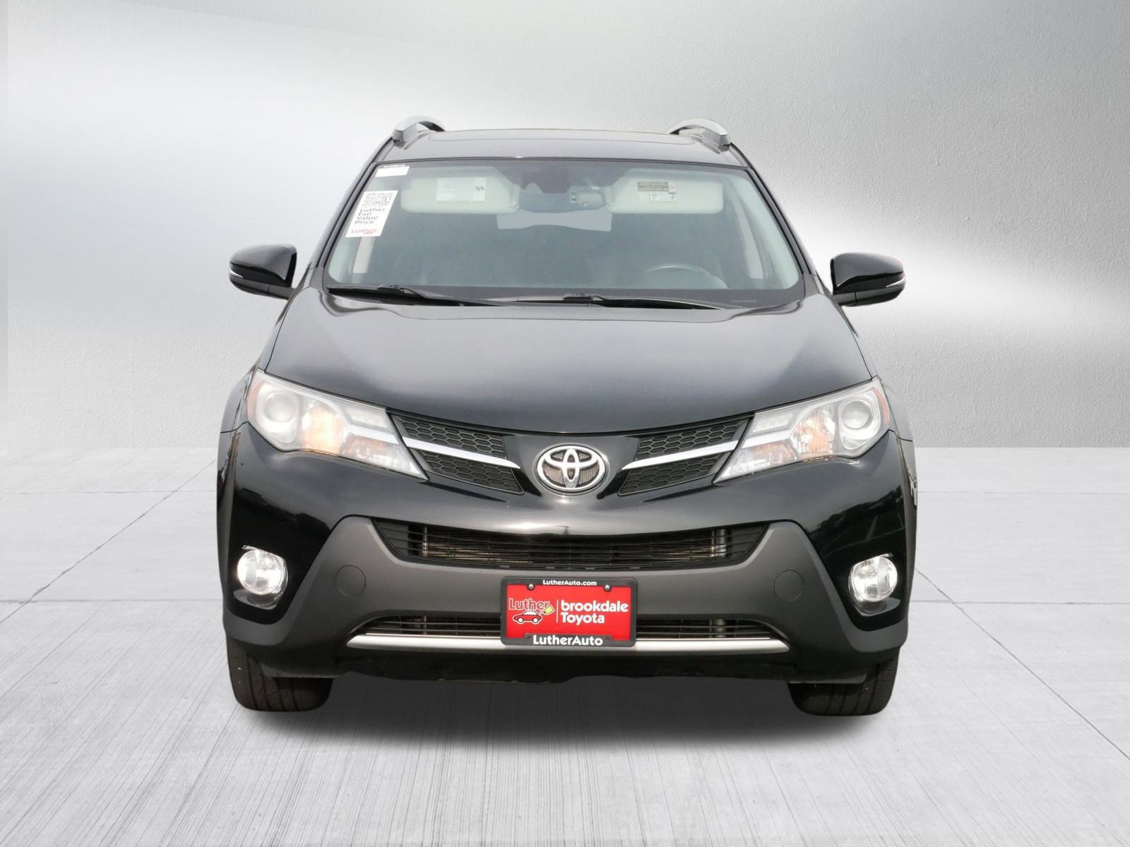 2014 Toyota RAV4 Limited photo 2