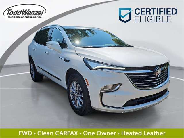 2024 Buick Enclave Essence's photo