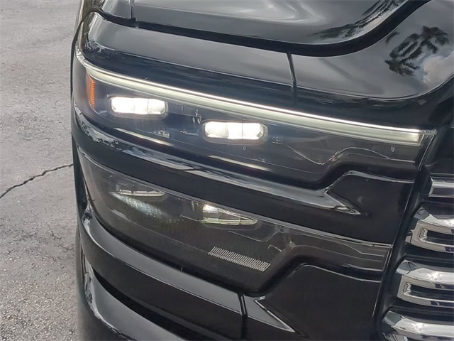 2025 Ram 2500 Laramie photo 8