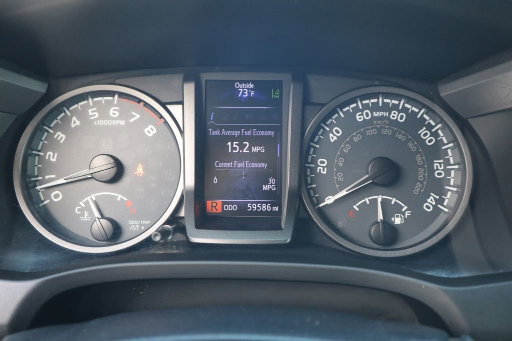 2018 Toyota Tacoma TRD Sport photo 25