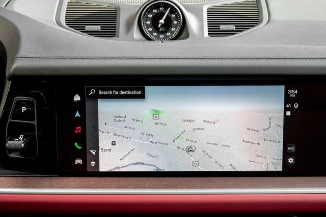 2025 Porsche Cayenne Coupe photo 17